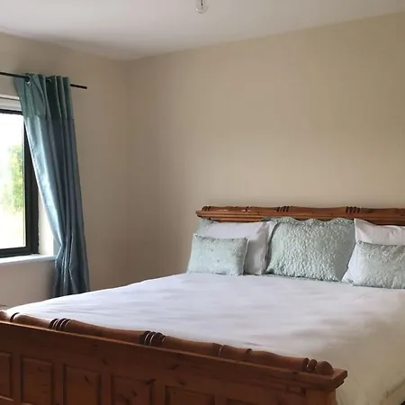 Luxuary Lovely 4-bed House Hébergement de vacances