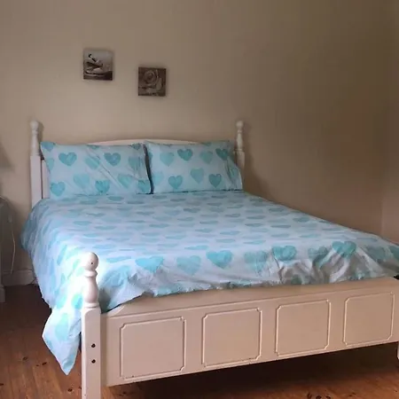 Luxuary Lovely 4-bed House بيت للعطل *